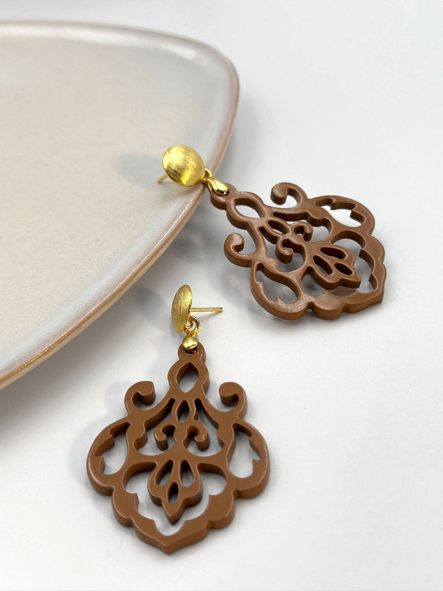 Horn earrings Ballerina Brown